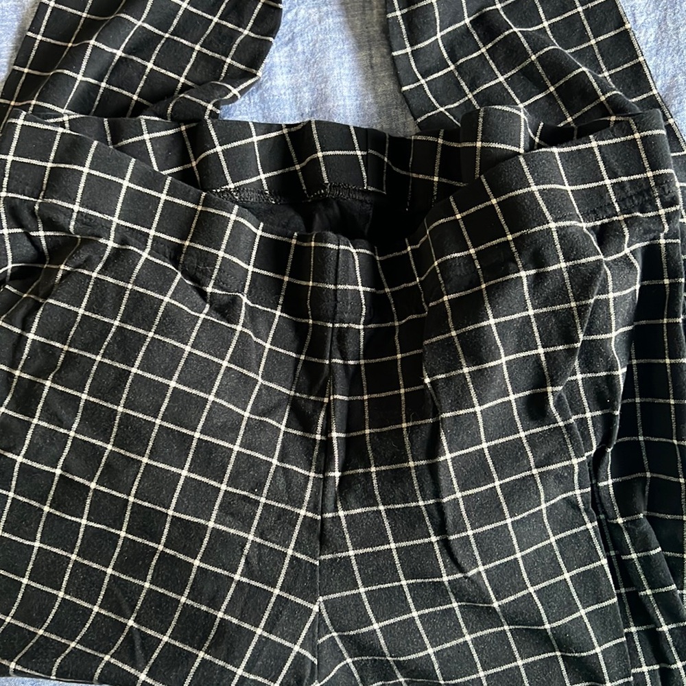 black and white plaid leggings , size XL